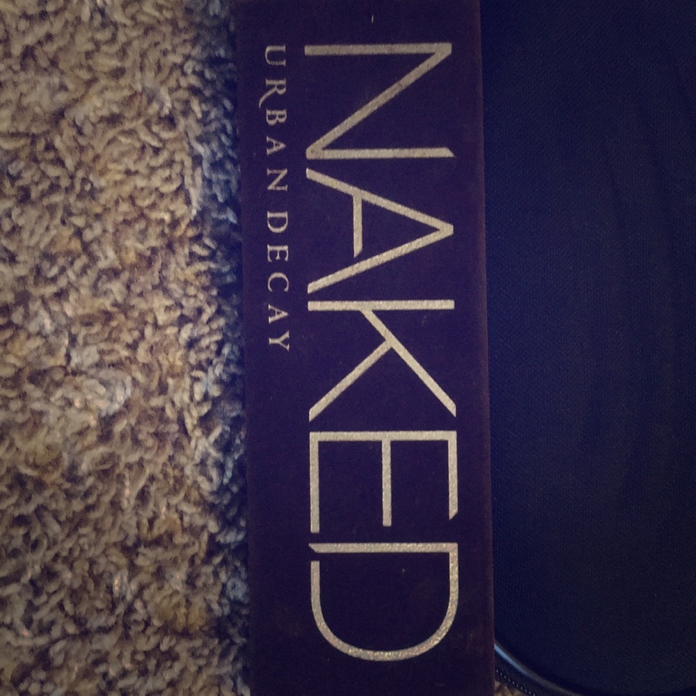 Naked palette
